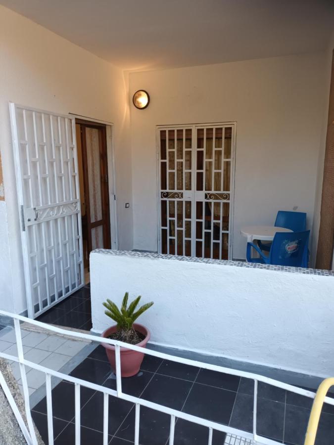Levante Rooms Скалеа Екстер'єр фото